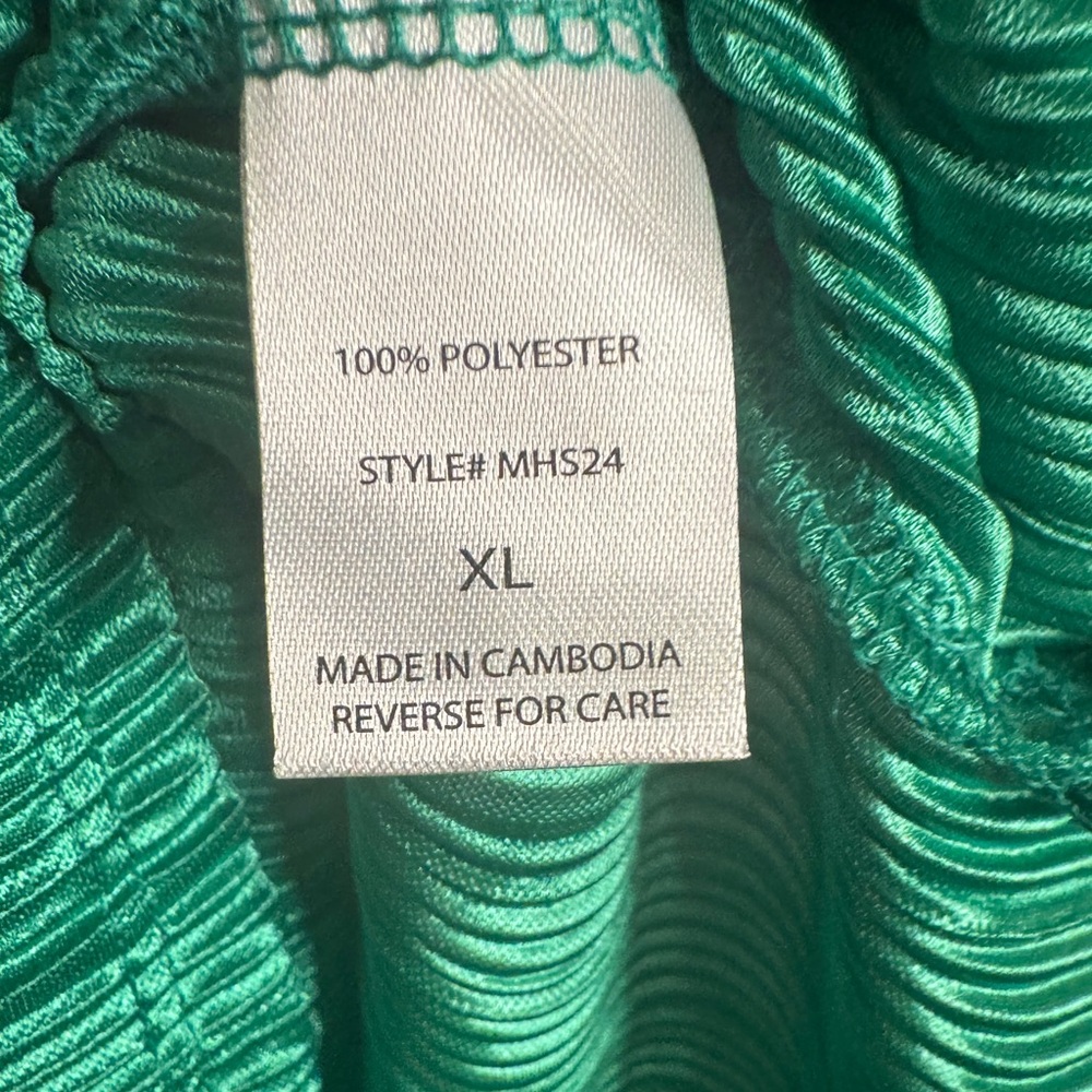 Andree by Unit Green Pleated Short Sleeve Blouse Women’s XL V-Neck Top - Picture 7 of 7